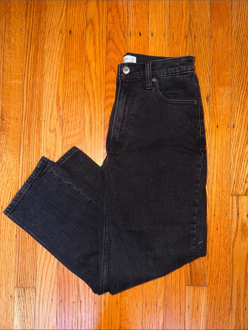 Abercrombie the Ankle Straight Ultra High Rise